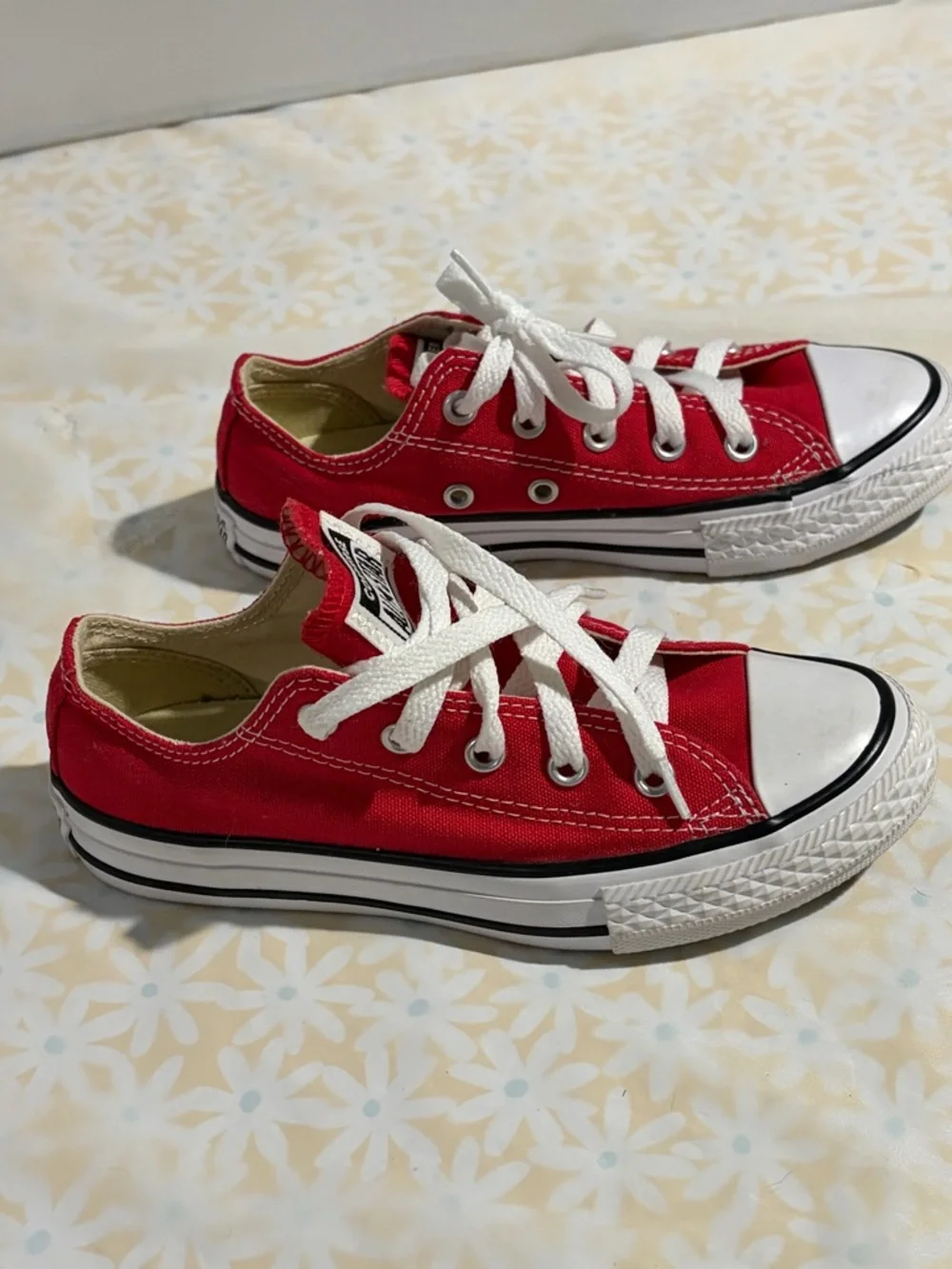 Converse‎ Red Low Top All Star Kids Sneakers